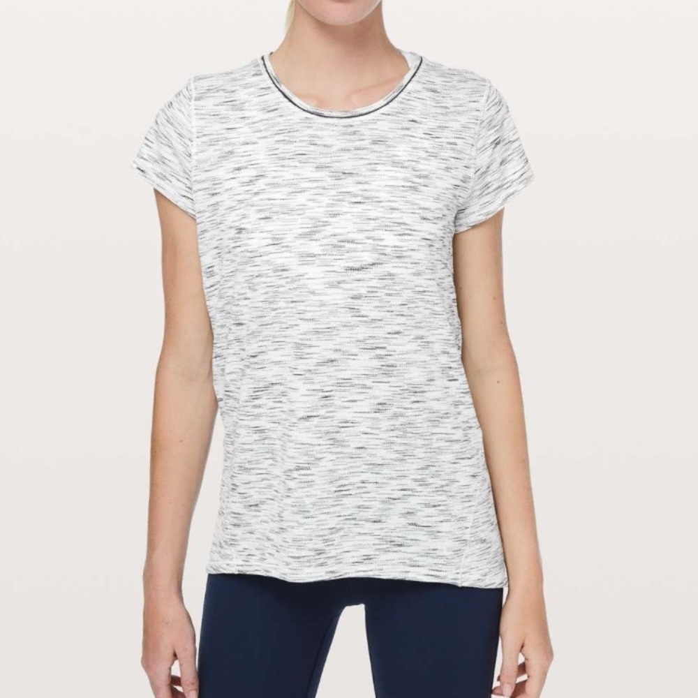 Lululemon Another Mile Short Sleeve
Tiger Space Dye Black White